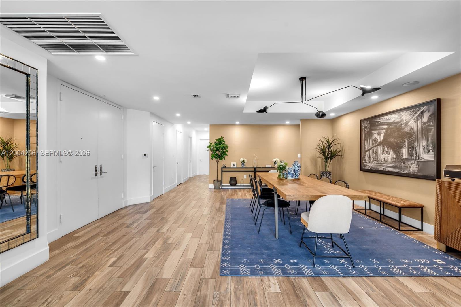 791 Crandon Blvd #302, Key Biscayne FL 33149