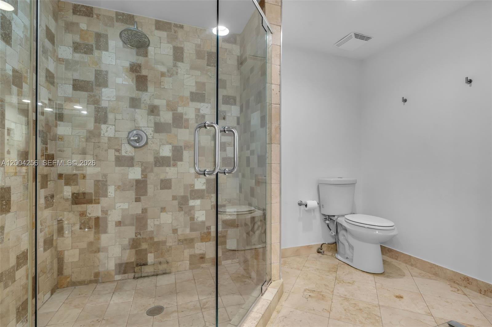 791 Crandon Blvd #302, Key Biscayne FL 33149