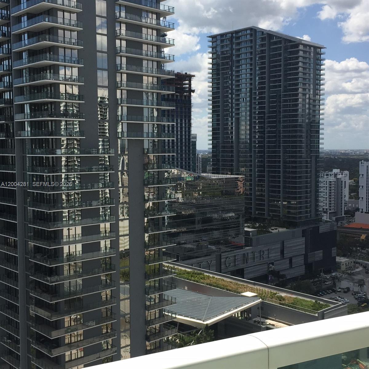 41 SE 5th St #1614, Miami FL 33131