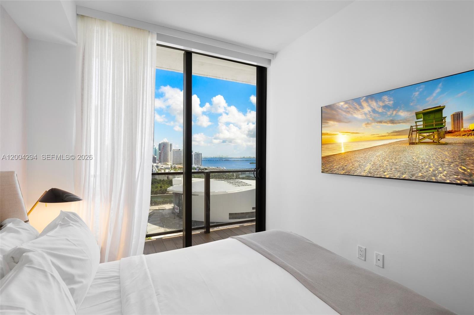398 NE 5th St #1809, Miami FL 33132