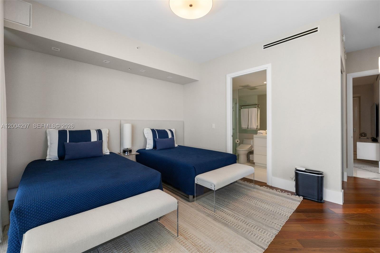 50 S Pointe Dr #1502/03, Miami Beach FL 33139