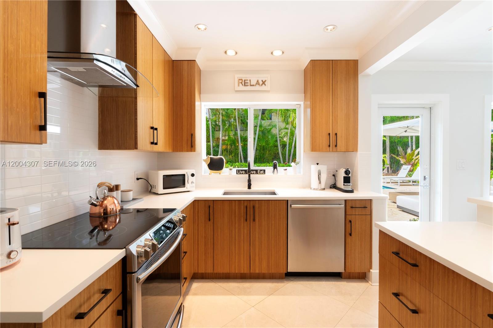 1029 Mariposa Ave, Coral Gables FL 33146