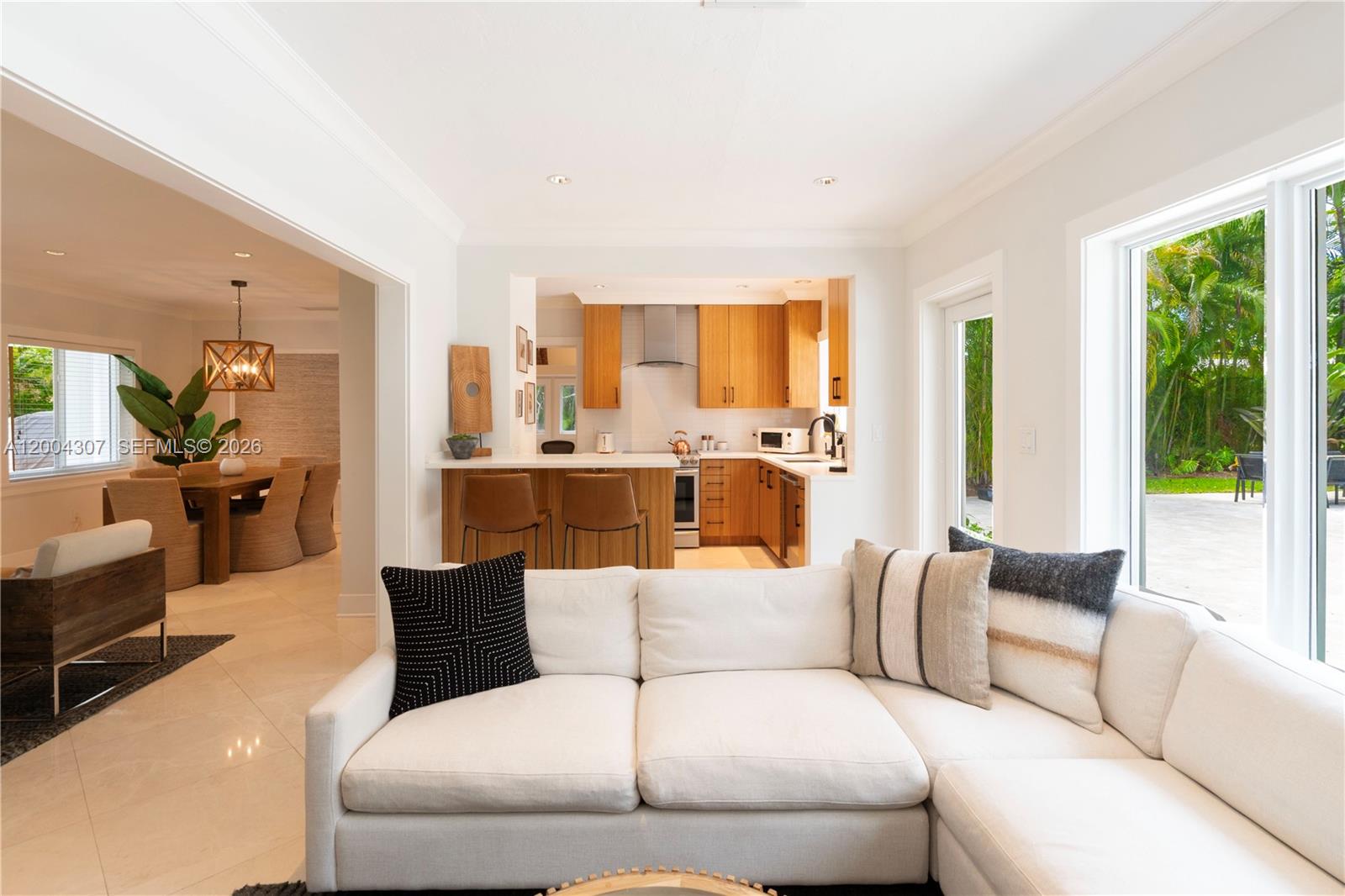 1029 Mariposa Ave, Coral Gables FL 33146