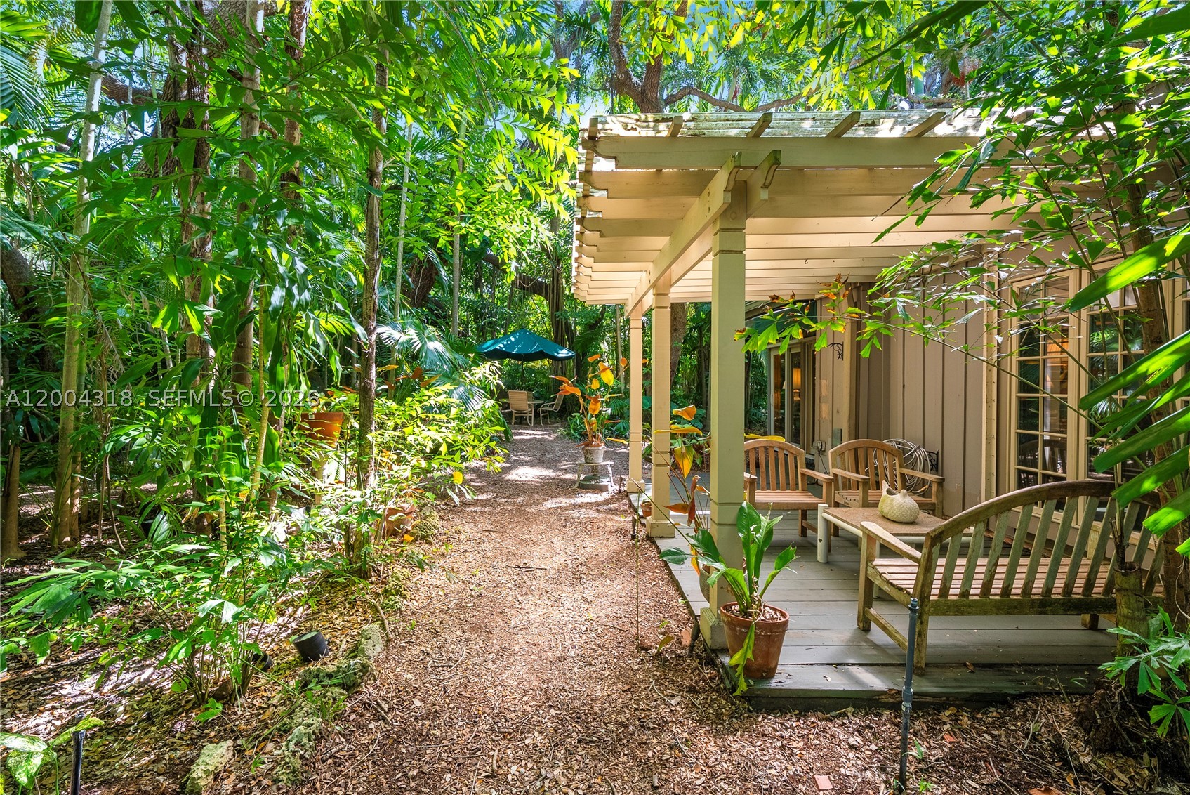 3584 Saint Gaudens Rd, Miami FL 33133