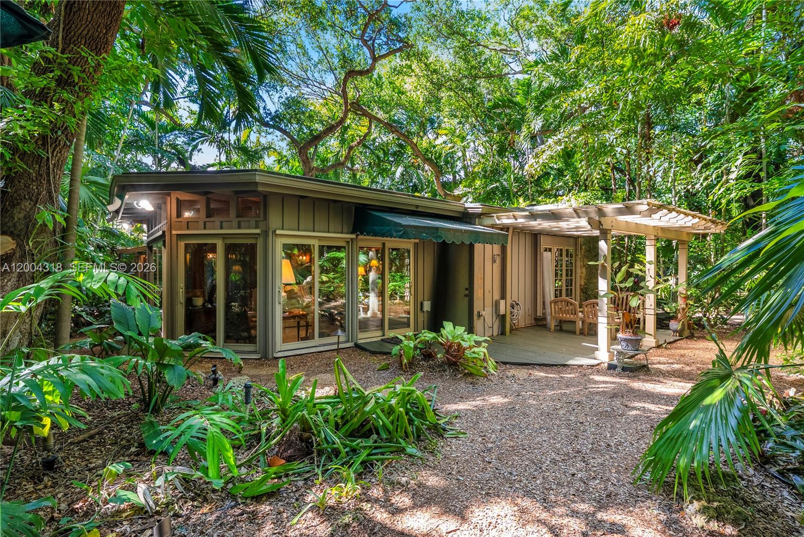 3584 Saint Gaudens Rd, Miami FL 33133