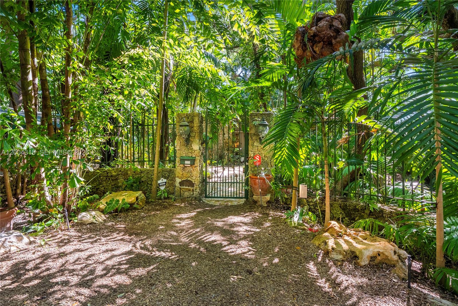 3584 Saint Gaudens Rd, Miami FL 33133