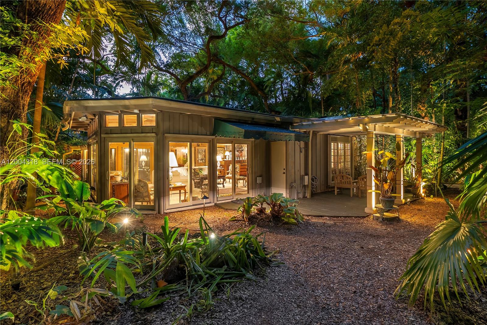 3584 Saint Gaudens Rd, Miami FL 33133