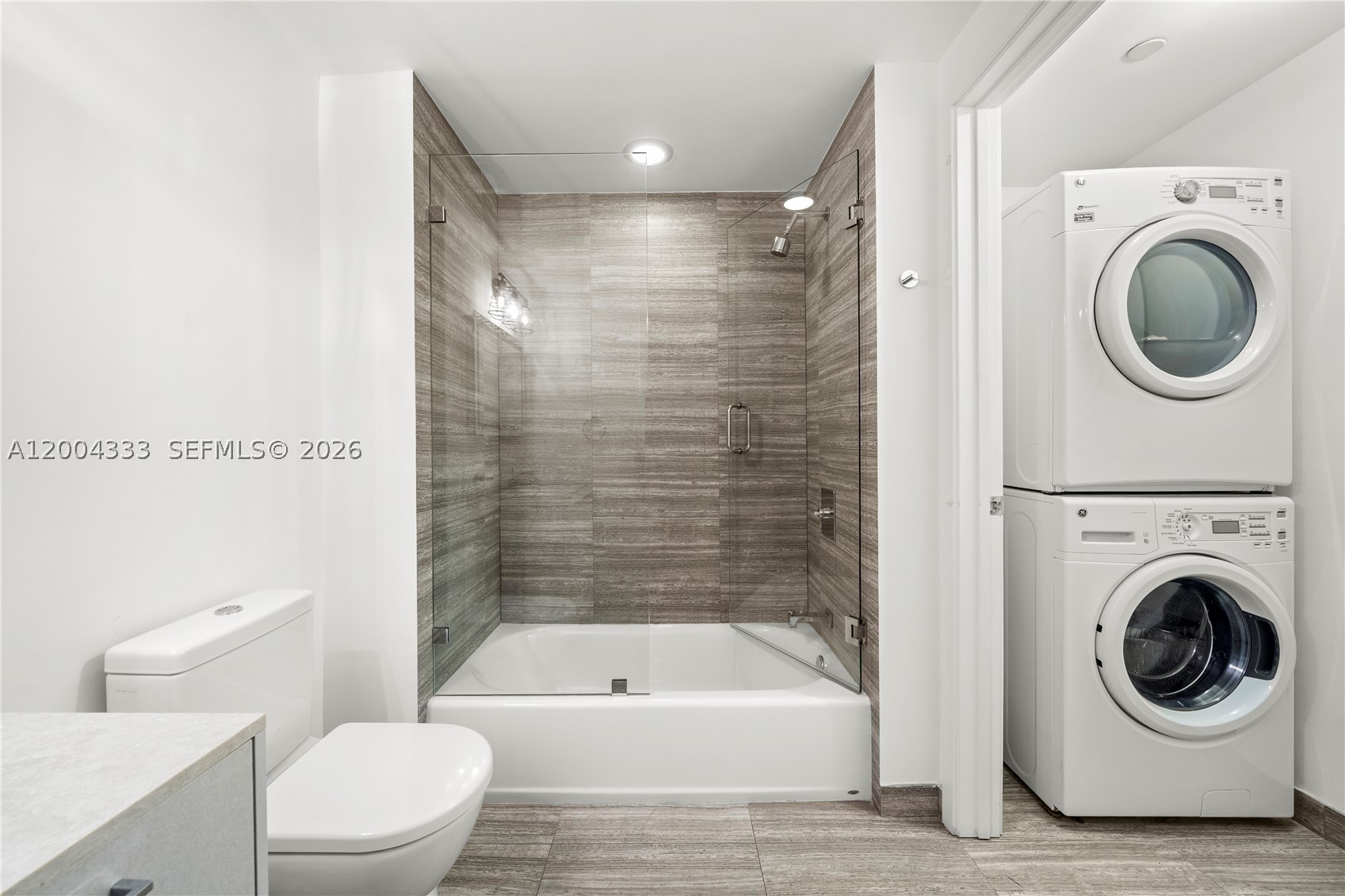 1010 Brickell Ave #3904, Miami FL 33131