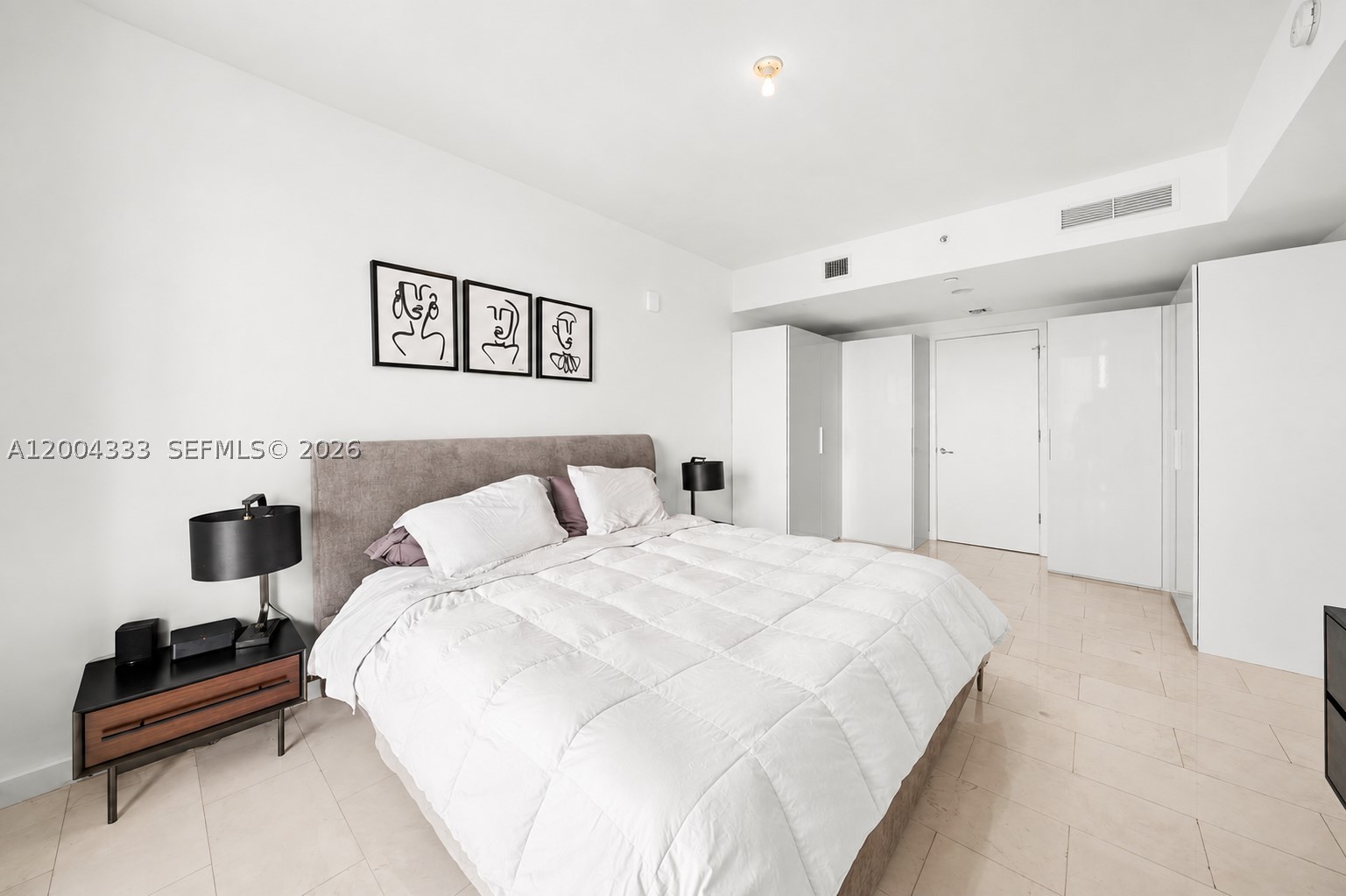1010 Brickell Ave #3904, Miami FL 33131