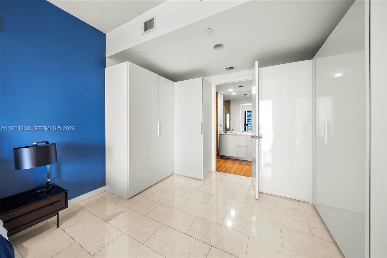 1010 Brickell Ave #3904, Miami FL 33131