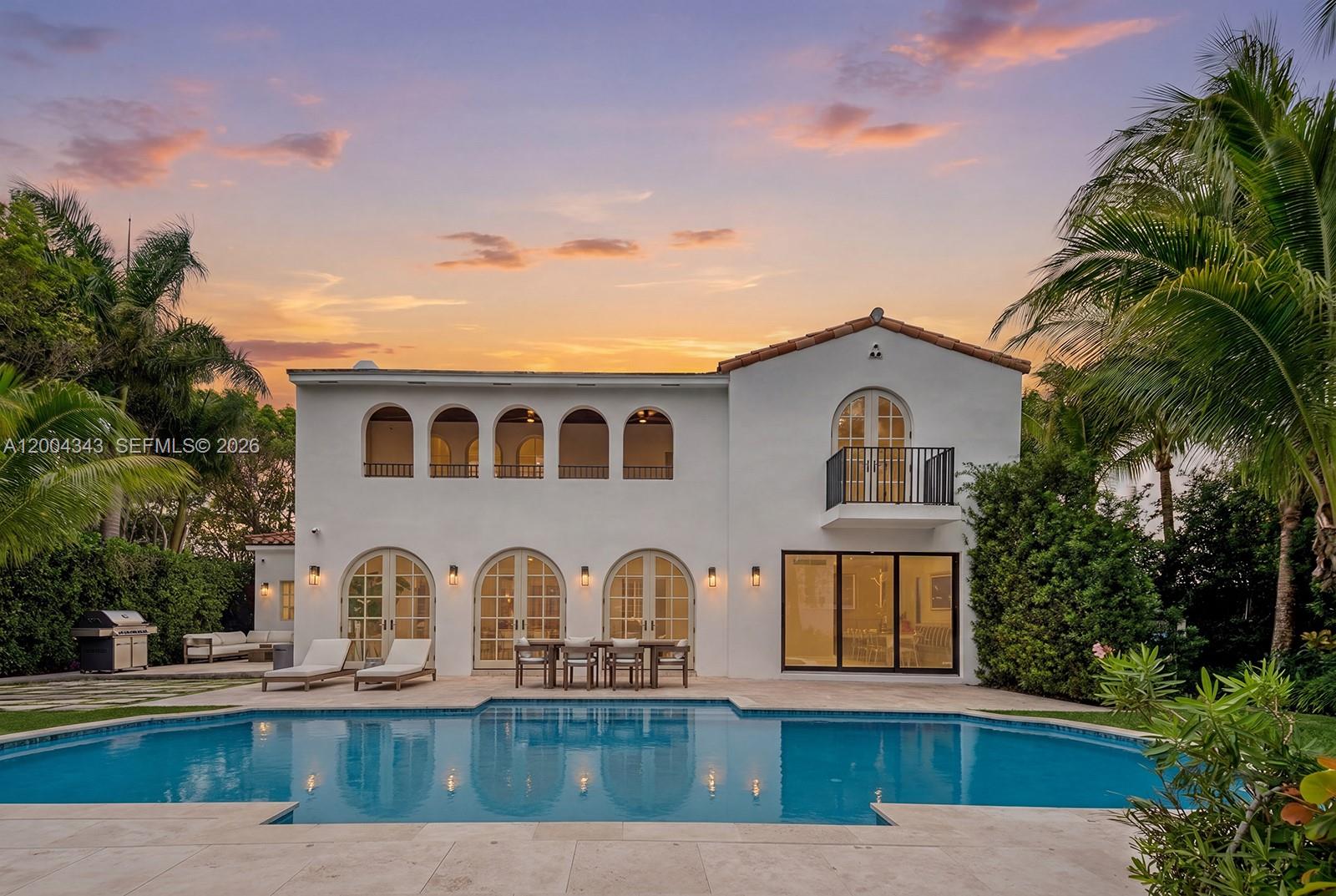 5763 Pine Tree Dr, Miami Beach FL 33140