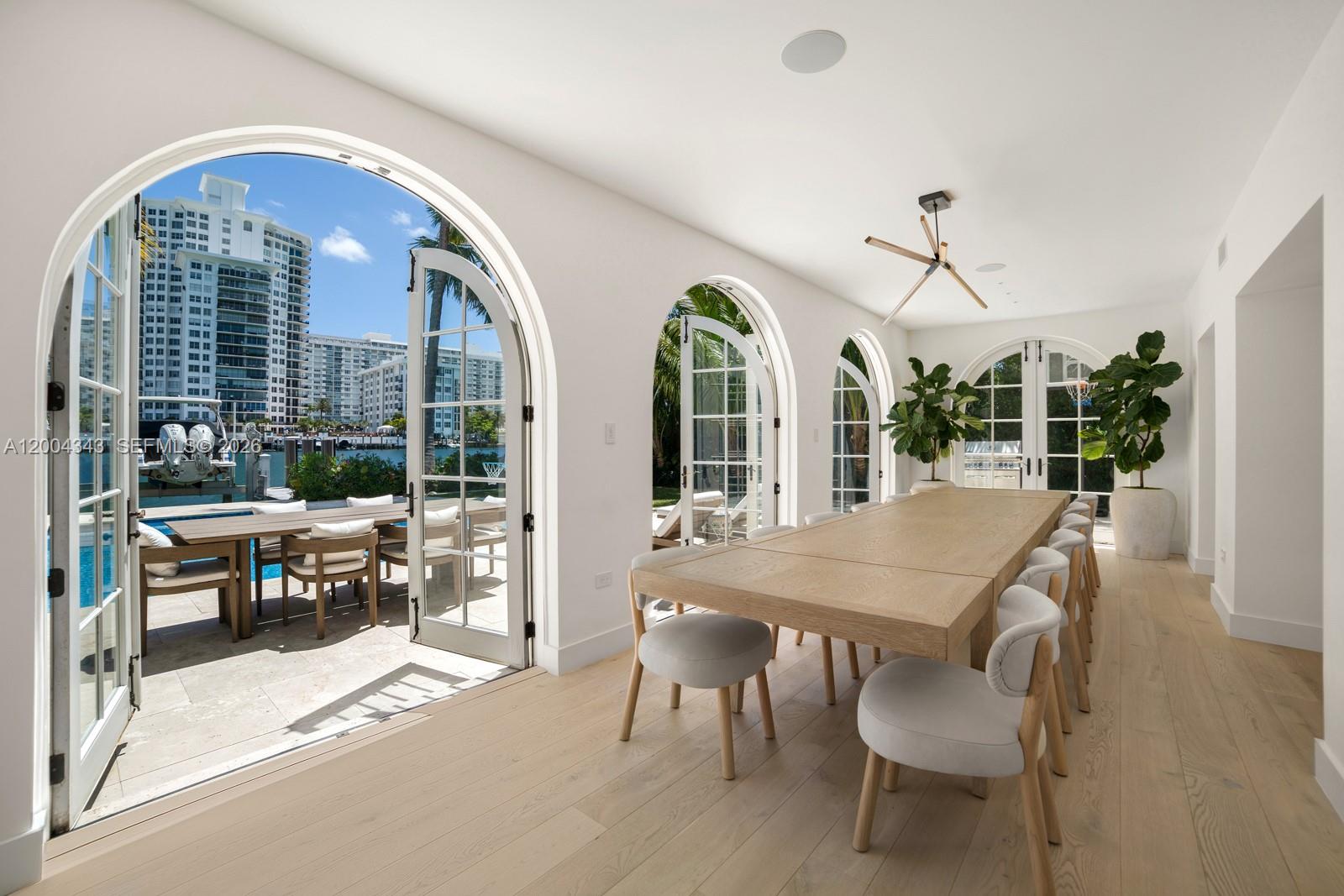 5763 Pine Tree Dr, Miami Beach FL 33140