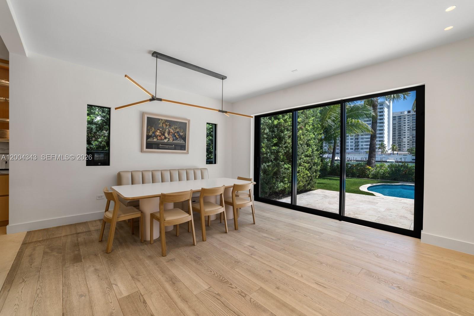 5763 Pine Tree Dr, Miami Beach FL 33140