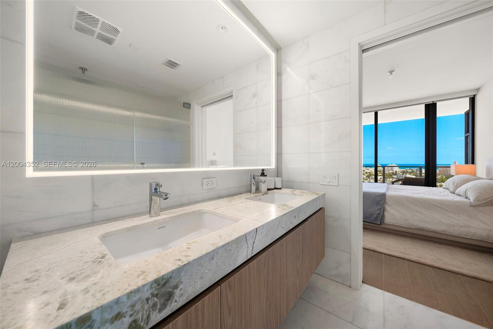 500 Alton Rd #1707, Miami Beach FL 33139