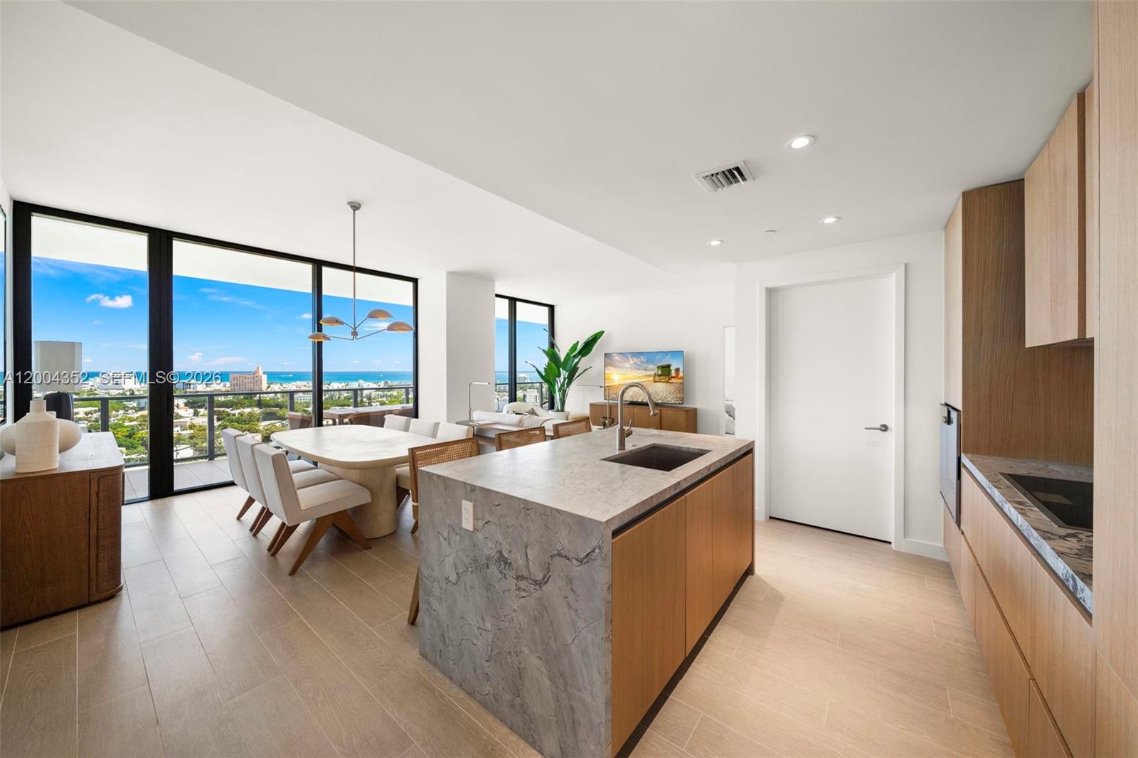 500 Alton Rd #1707, Miami Beach FL 33139
