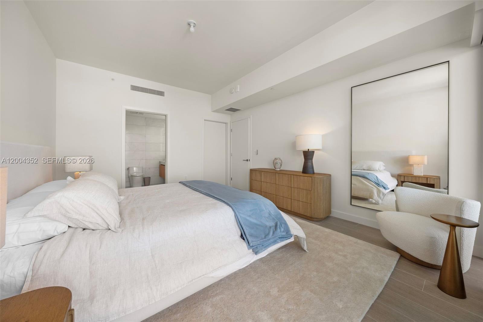 500 Alton Rd #1707, Miami Beach FL 33139