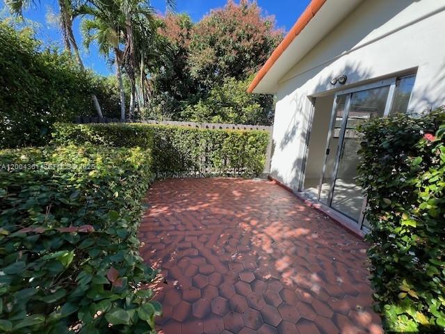 2500 SW 58th Ave, Miami FL 33155