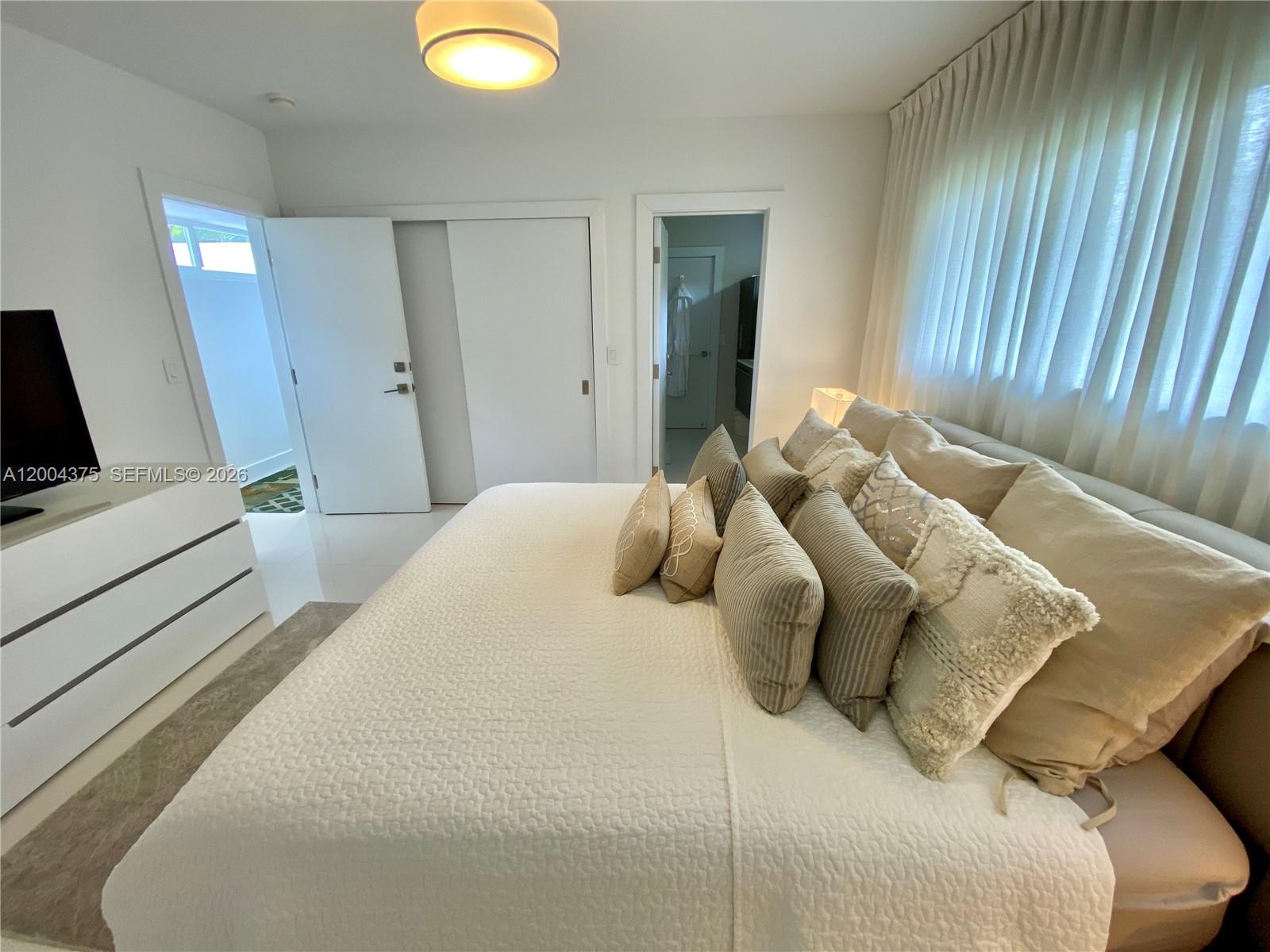 265 N Shore Dr, Miami Beach FL 33141