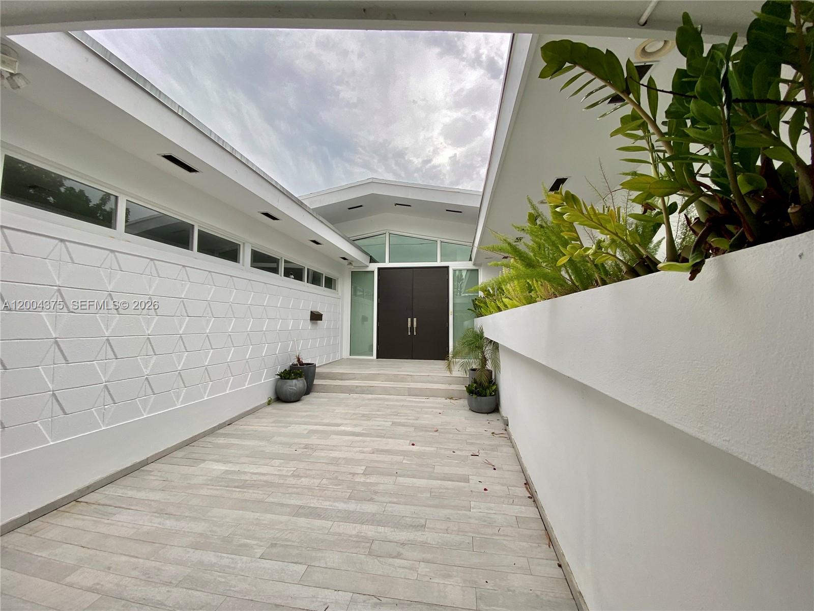 265 N Shore Dr, Miami Beach FL 33141