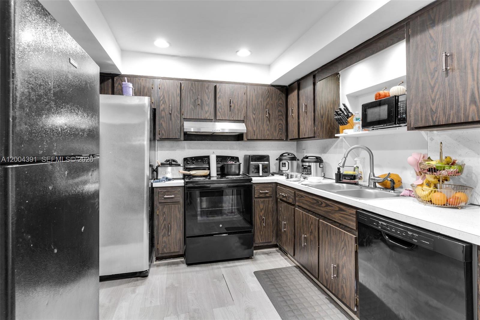 2321 NW 47th Ave, Lauderhill FL 33313