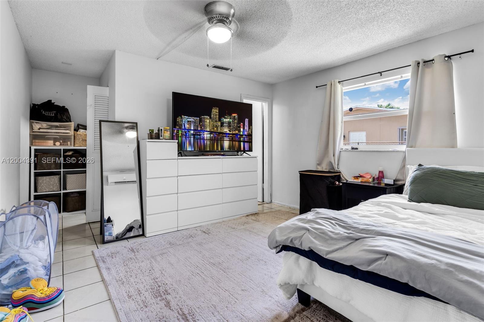 2321 NW 47th Ave, Lauderhill FL 33313