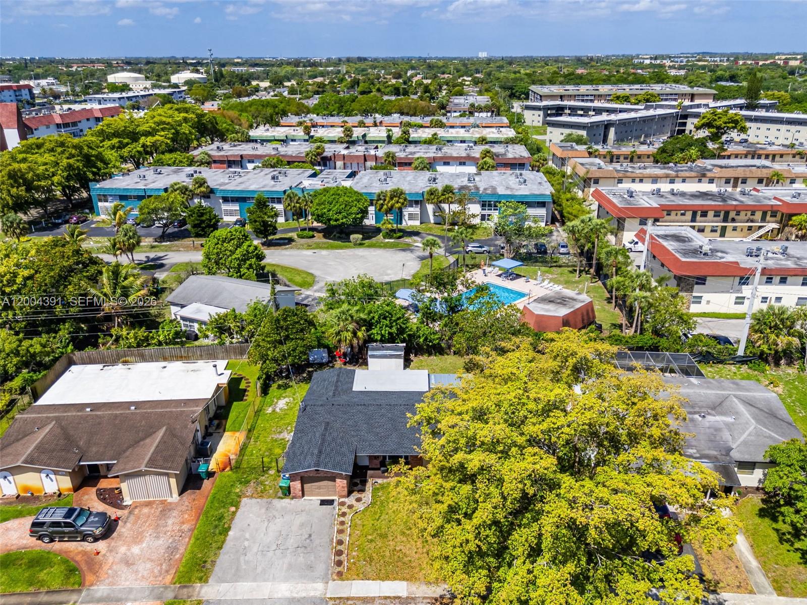 2321 NW 47th Ave, Lauderhill FL 33313