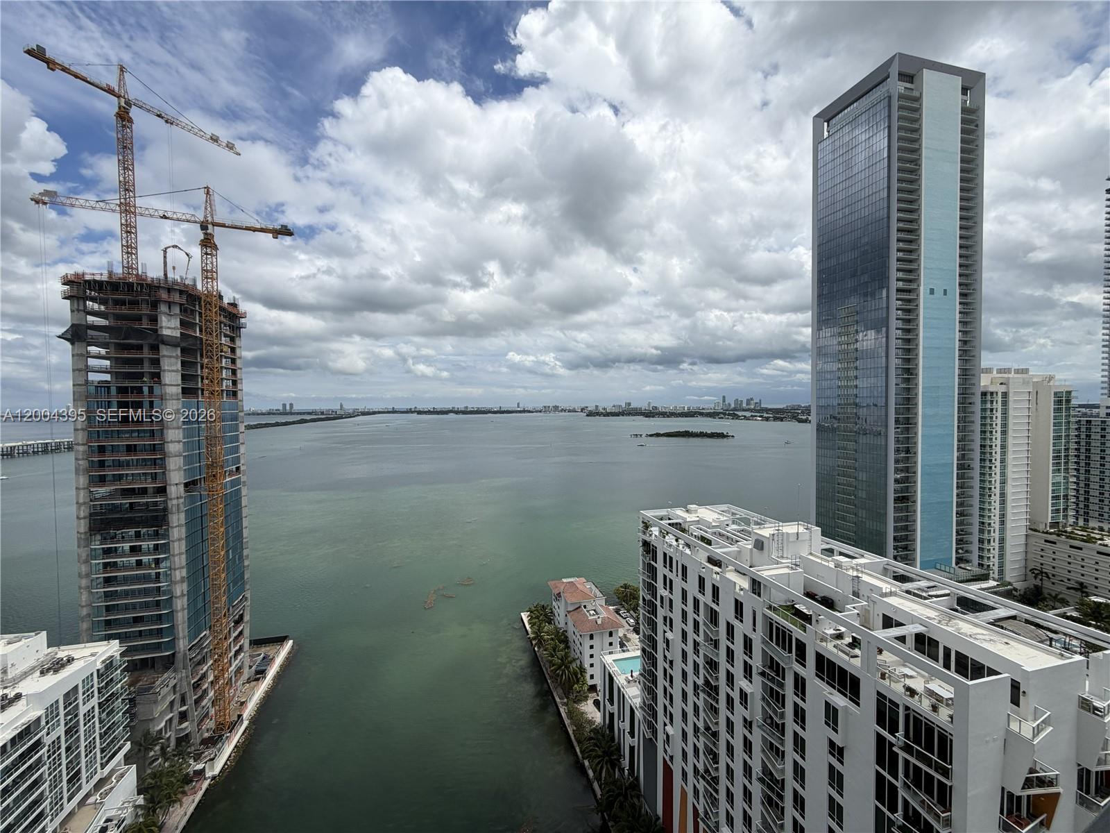 460 NE 28th St #2806, Miami FL 33137