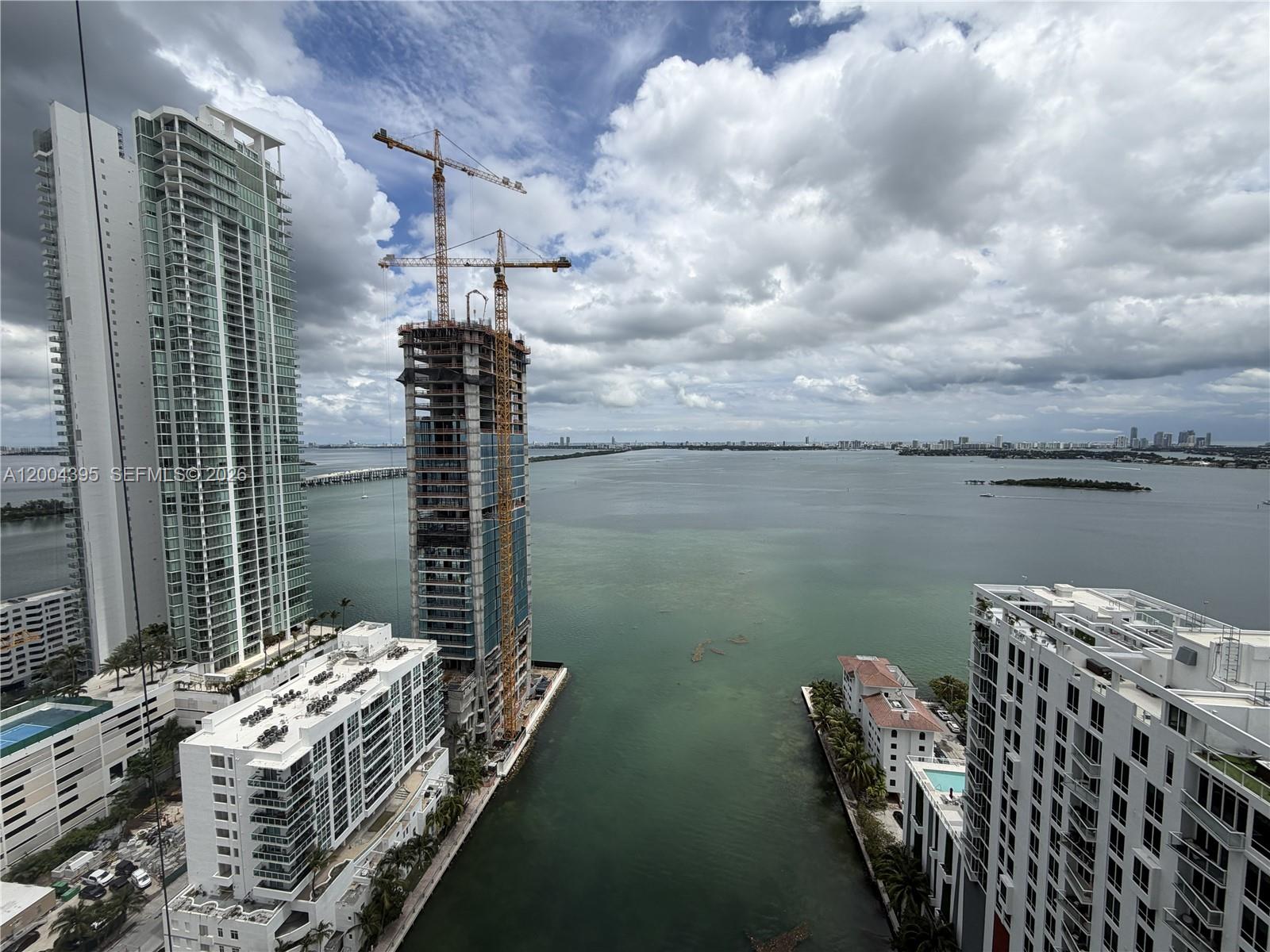 460 NE 28th St #2806, Miami FL 33137
