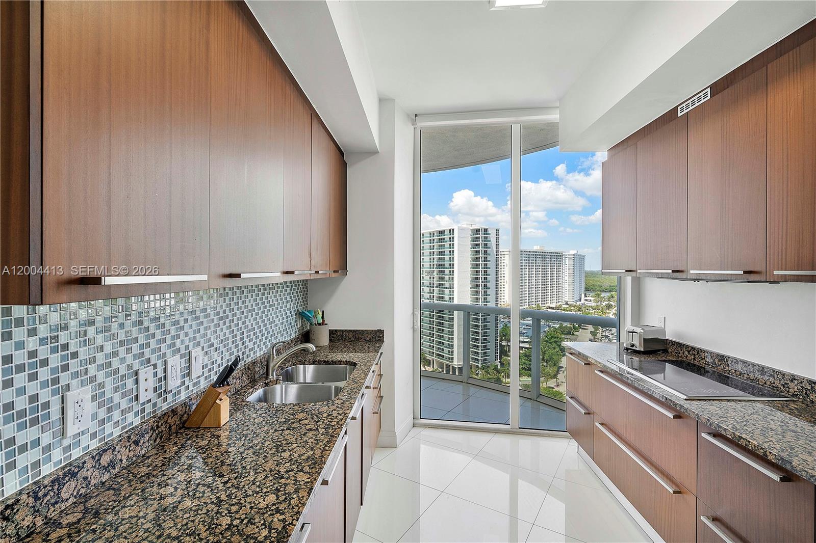 15811 Collins Ave #1205, Sunny Isles Beach FL 33160