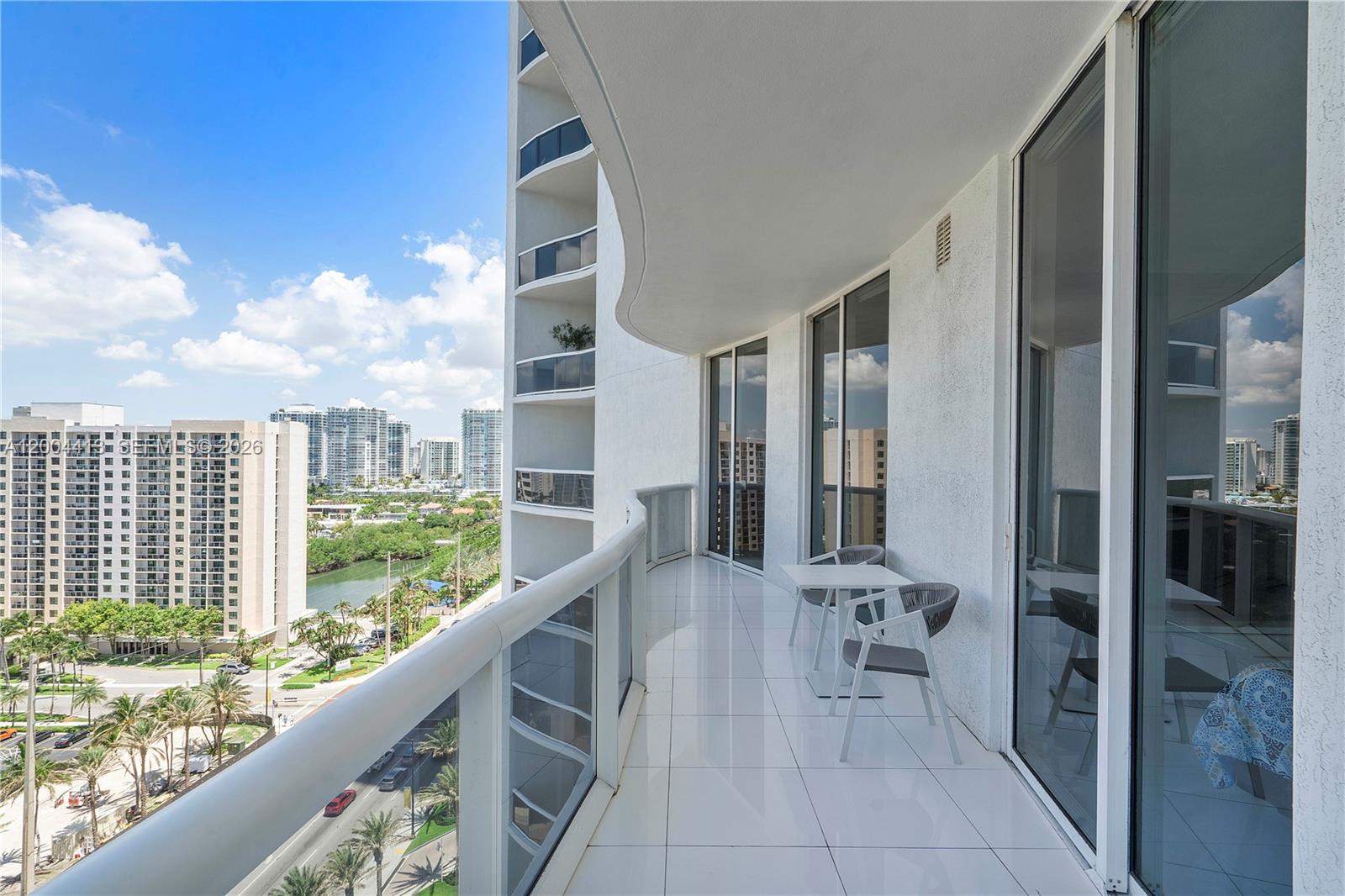 15811 Collins Ave #1205, Sunny Isles Beach FL 33160