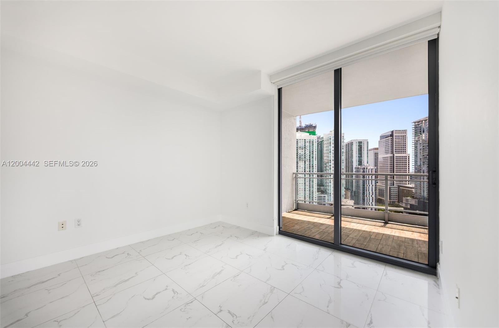 90 SW 3rd St #2602, Miami FL 33130