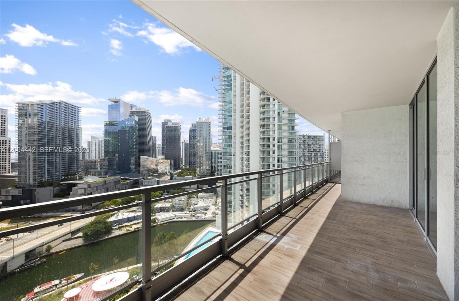 90 SW 3rd St #2602, Miami FL 33130