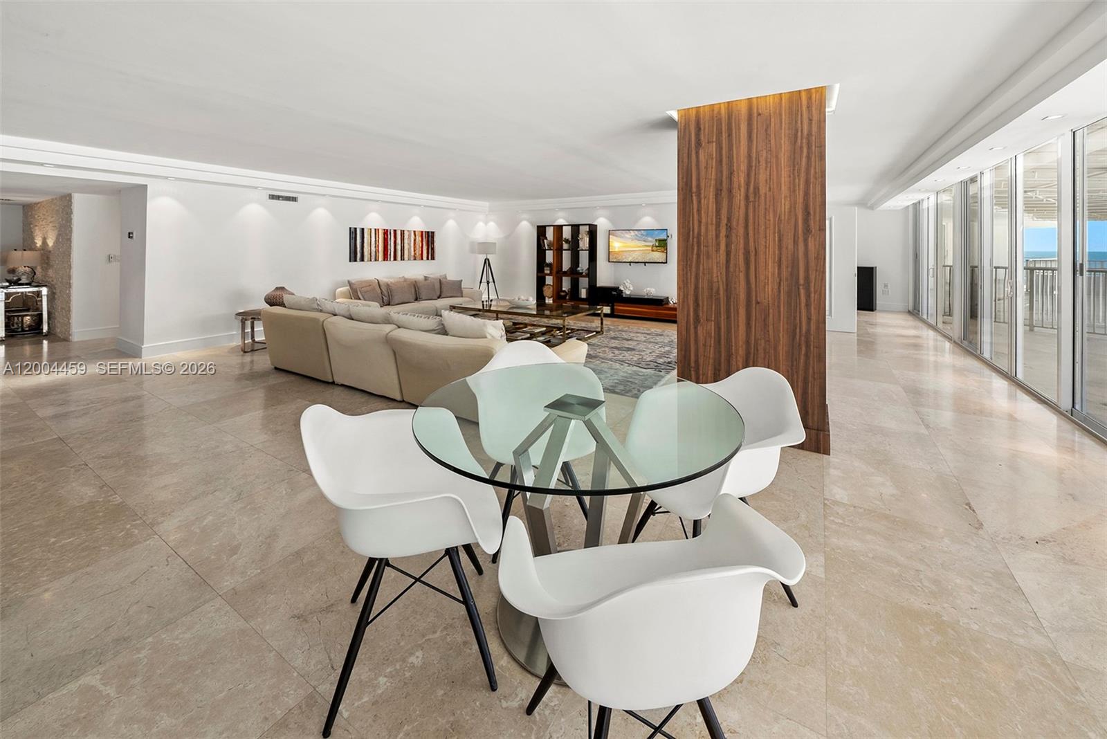 600 Grapetree Dr #3BS, Key Biscayne FL 33149