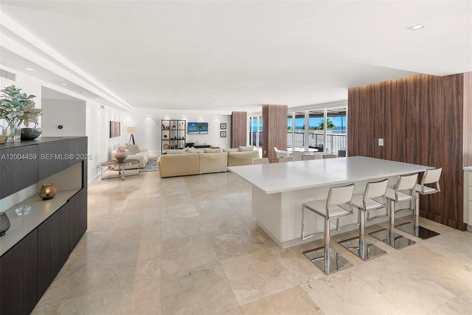 600 Grapetree Dr #3BS, Key Biscayne FL 33149