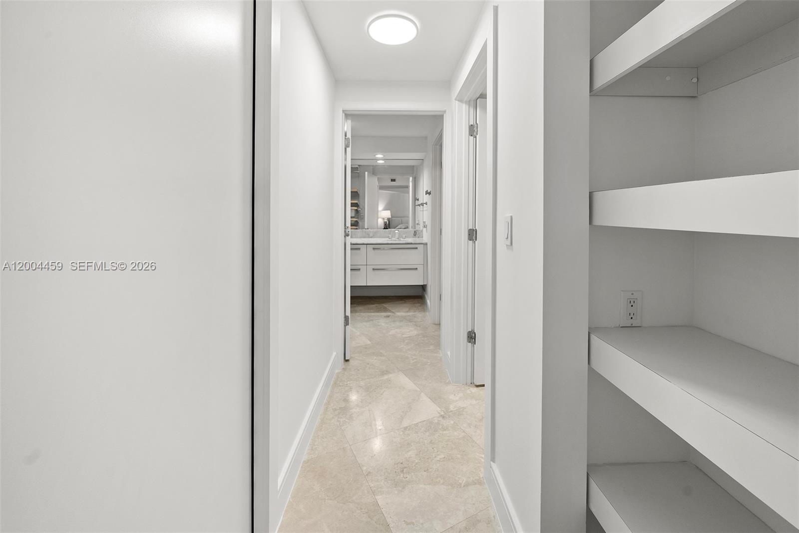 600 Grapetree Dr #3BS, Key Biscayne FL 33149