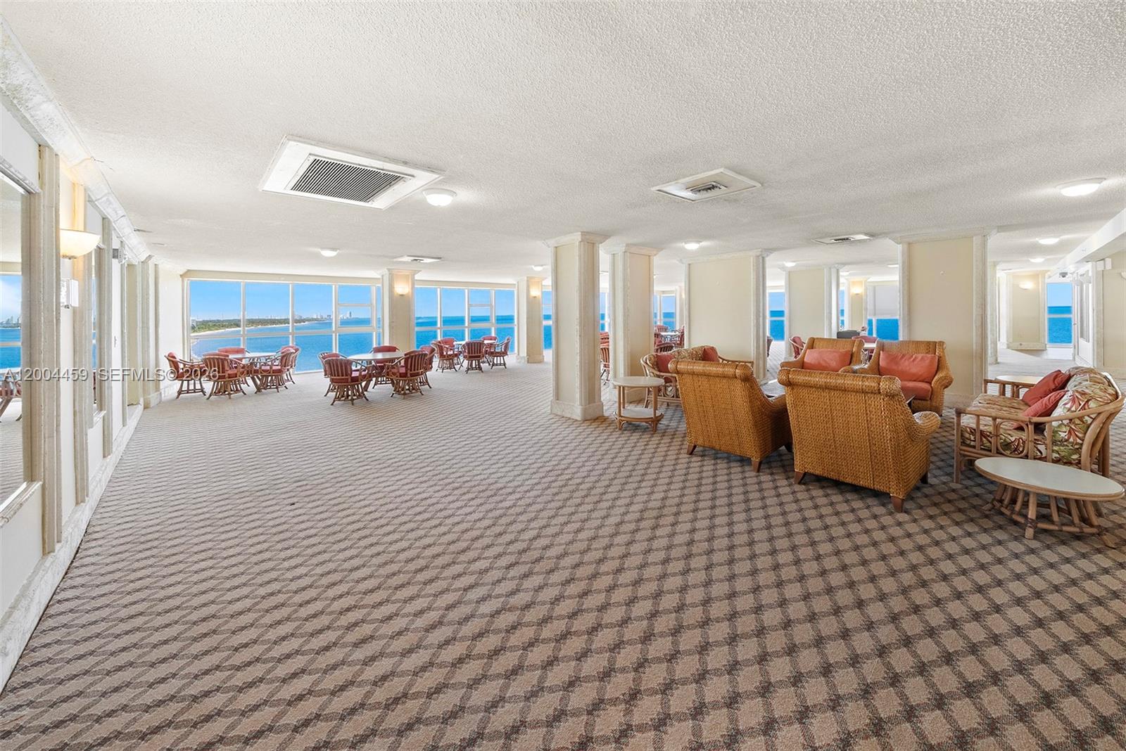 600 Grapetree Dr #3BS, Key Biscayne FL 33149