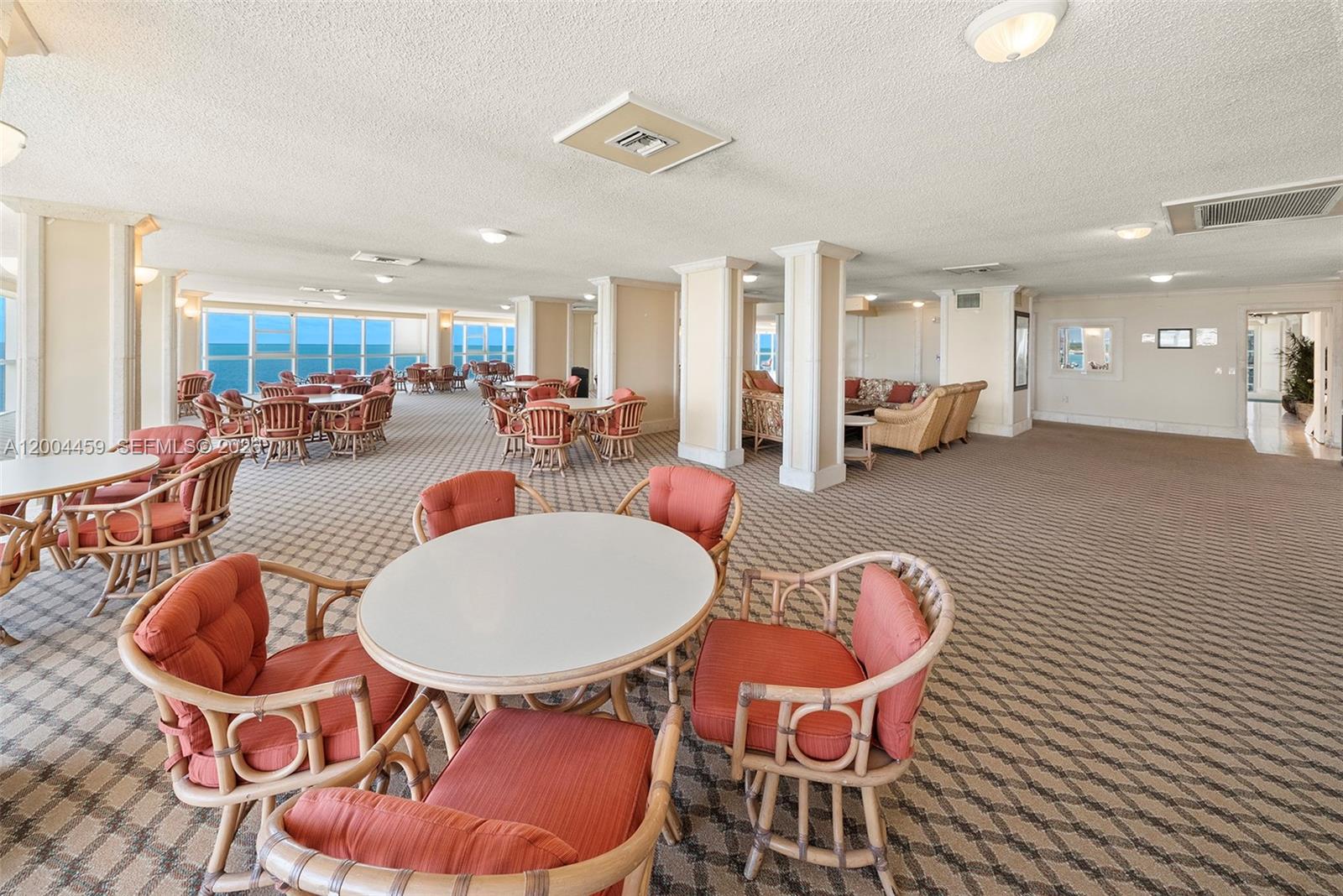 600 Grapetree Dr #3BS, Key Biscayne FL 33149