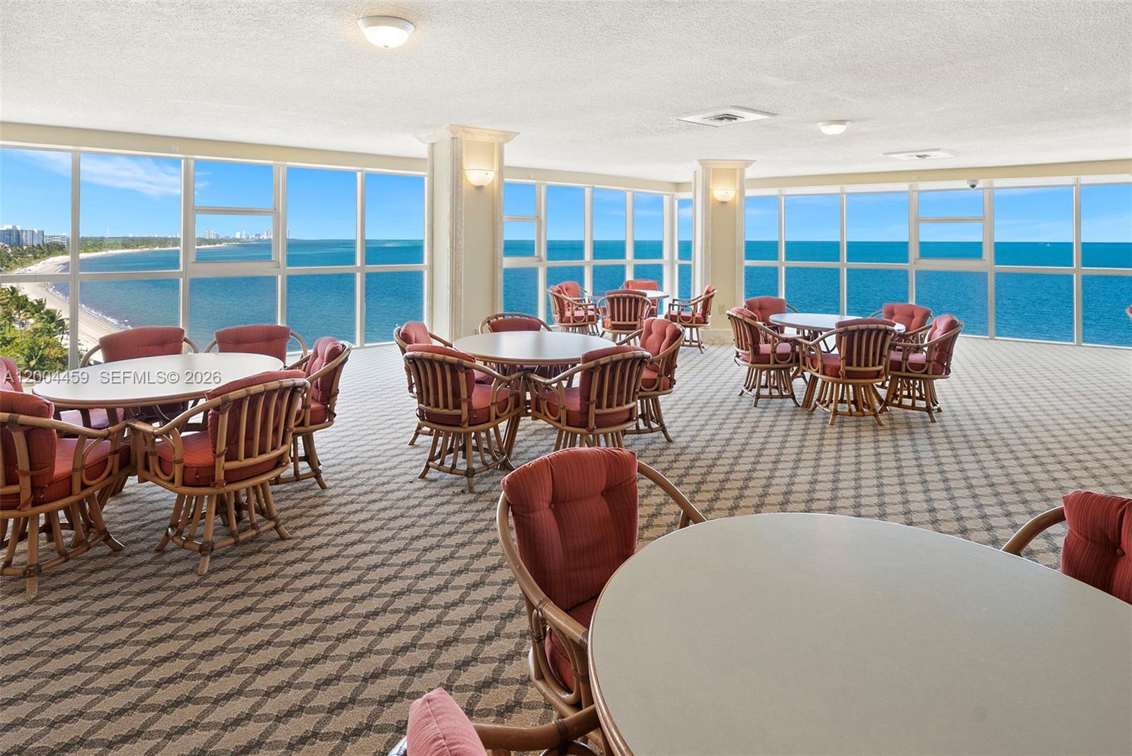 600 Grapetree Dr #3BS, Key Biscayne FL 33149