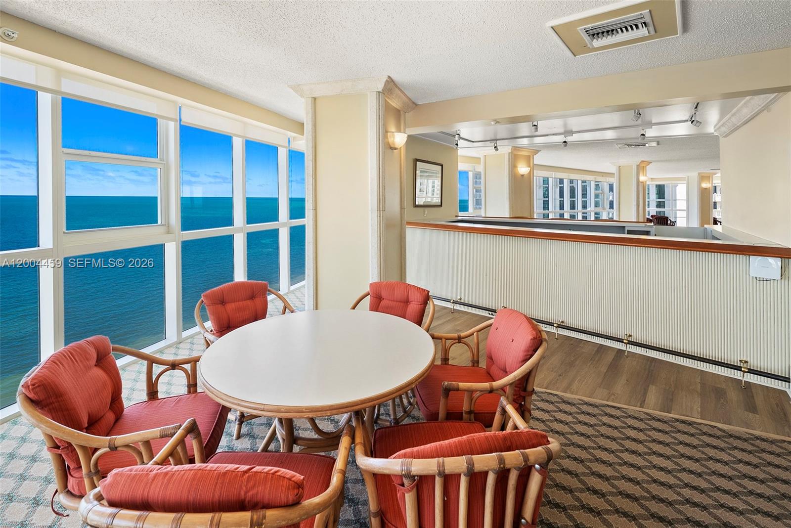 600 Grapetree Dr #3BS, Key Biscayne FL 33149