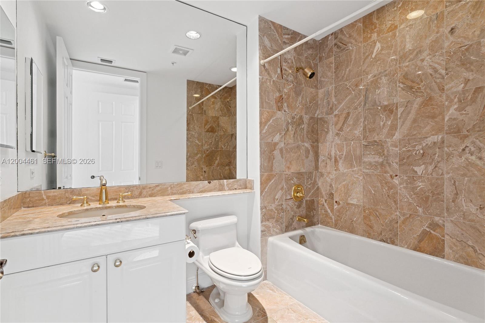 13621 Deering Bay Dr #304, Coral Gables FL 33158