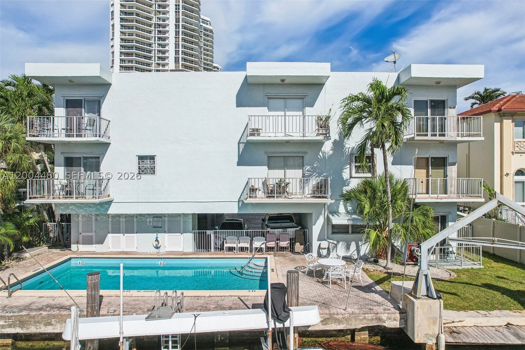 3862 NE 171st St #E, North Miami Beach FL 33160