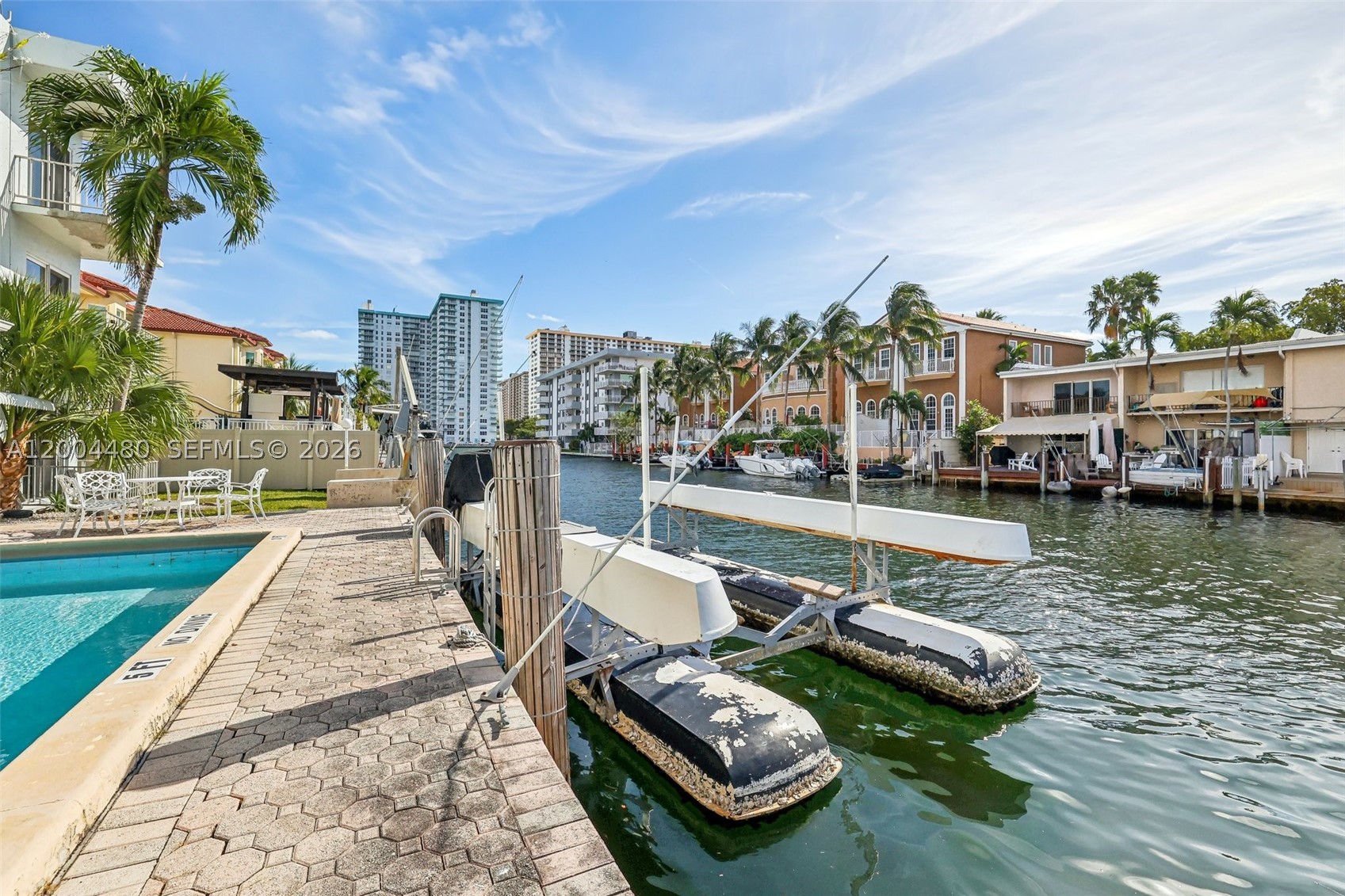 3862 NE 171st St #E, North Miami Beach FL 33160