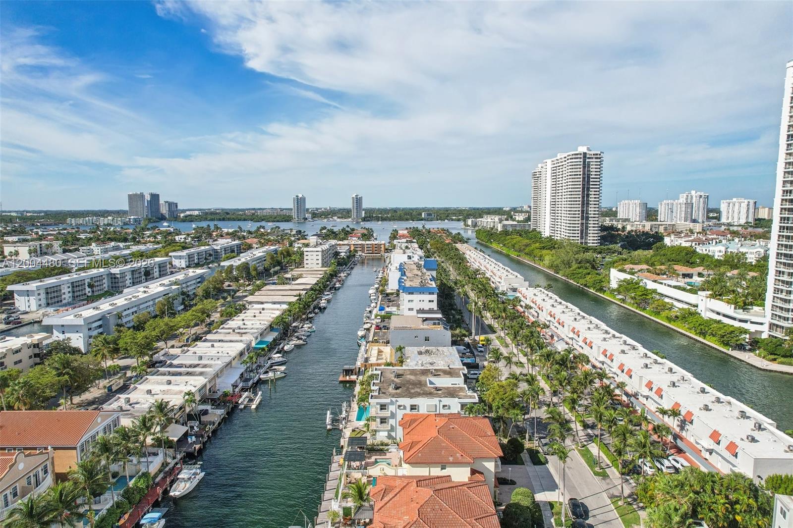 3862 NE 171st St #E, North Miami Beach FL 33160