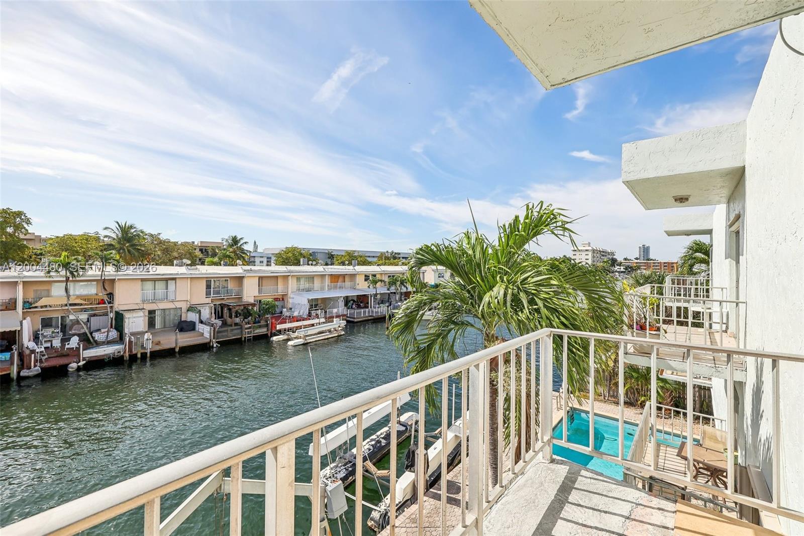3862 NE 171st St #E, North Miami Beach FL 33160