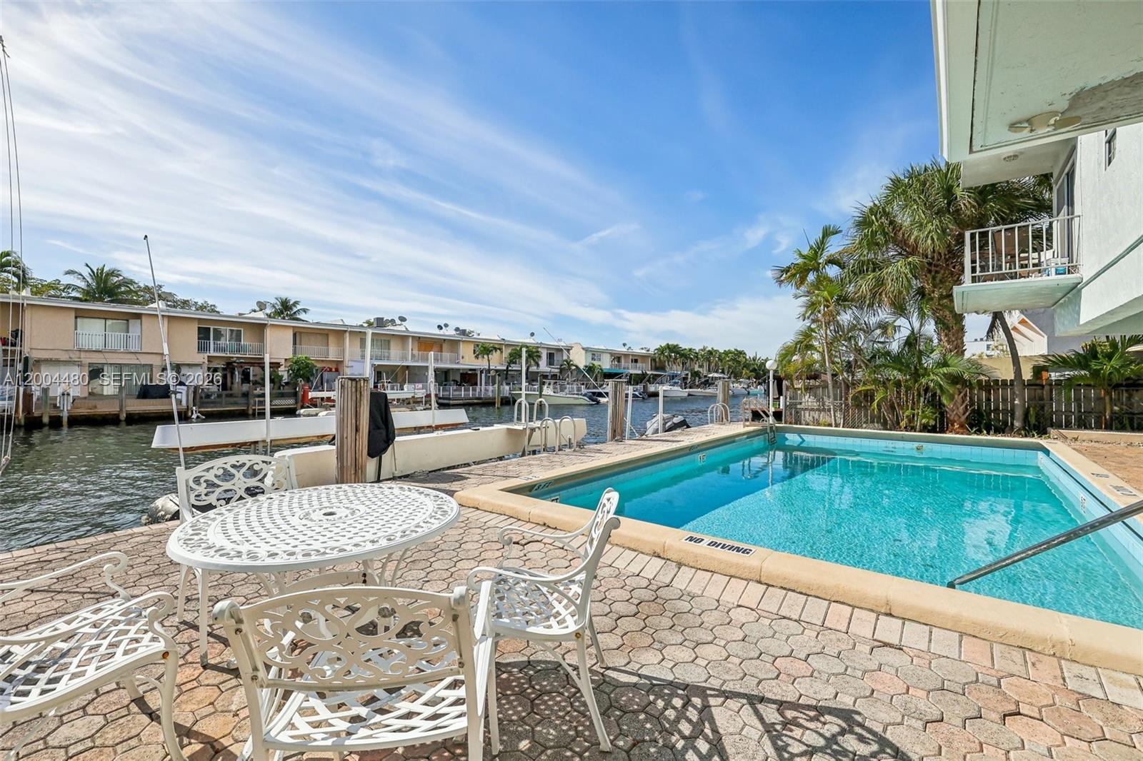 3862 NE 171st St #E, North Miami Beach FL 33160