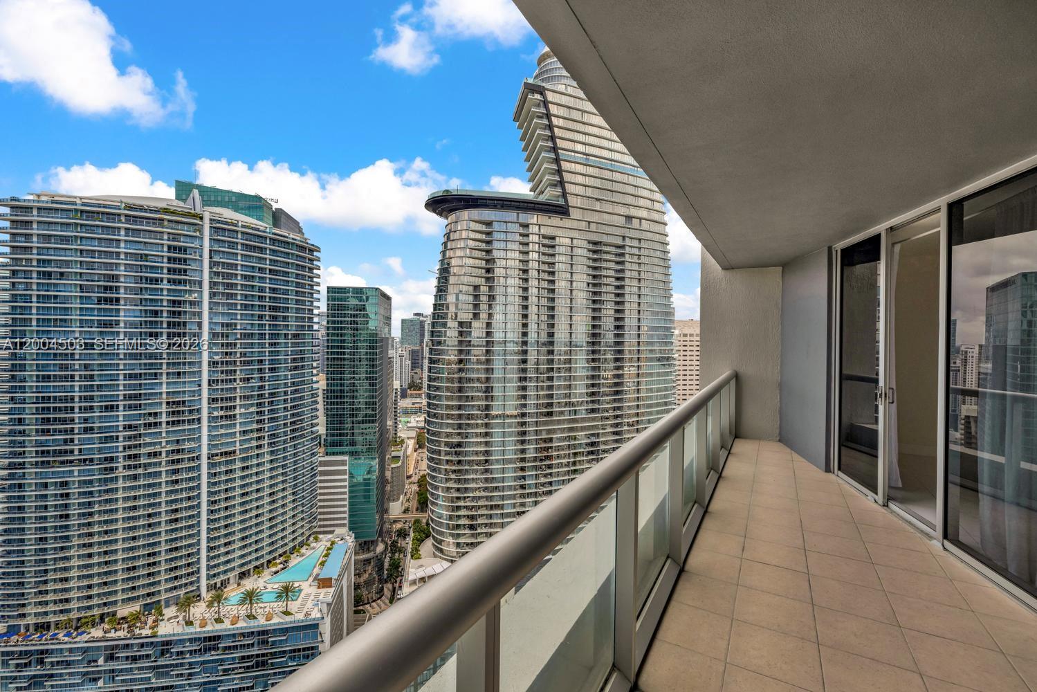 465 Brickell Ave #4206, Miami FL 33131