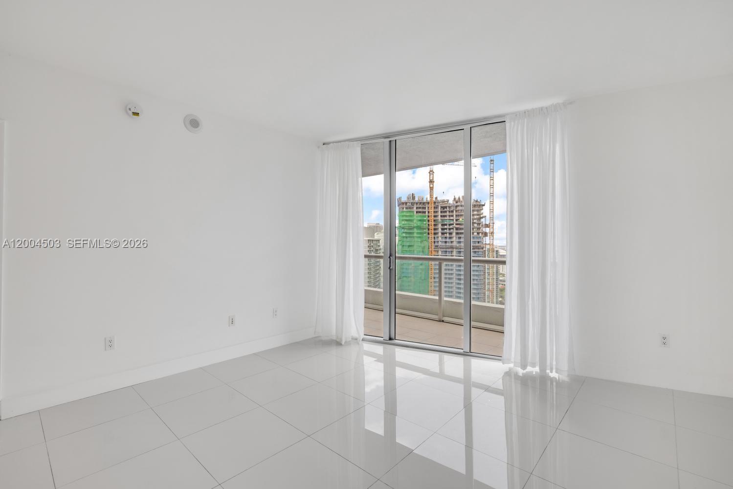 465 Brickell Ave #4206, Miami FL 33131