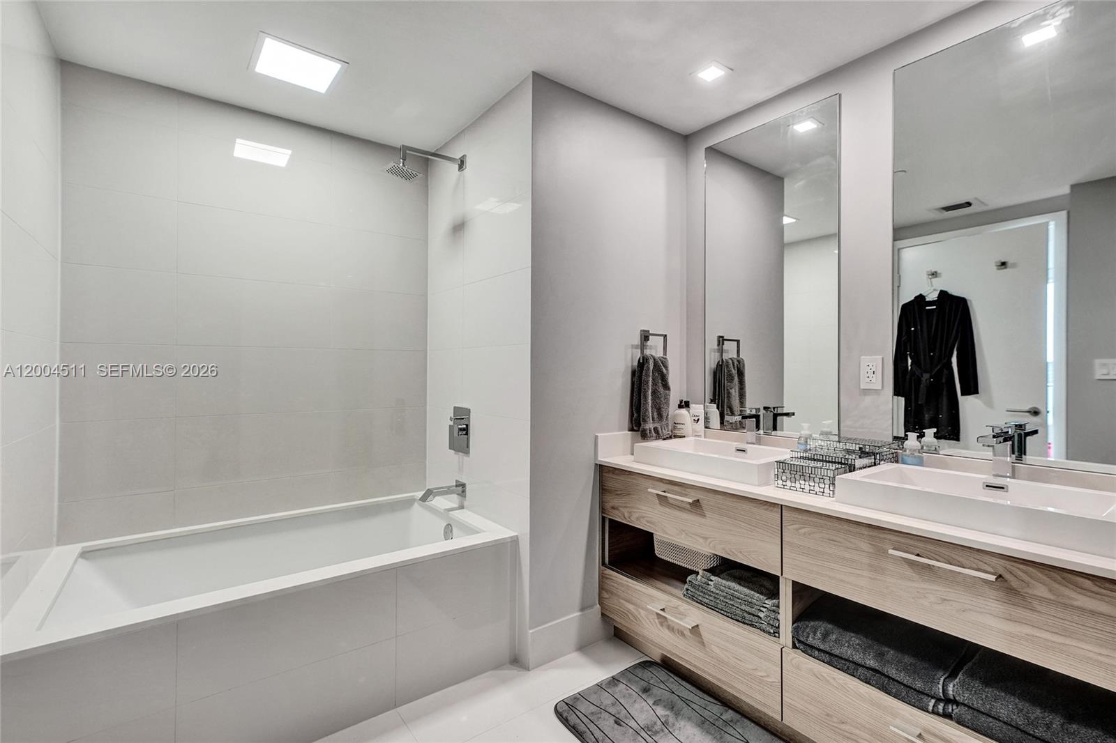 1300 S Miami Ave #4503, Miami FL 33130