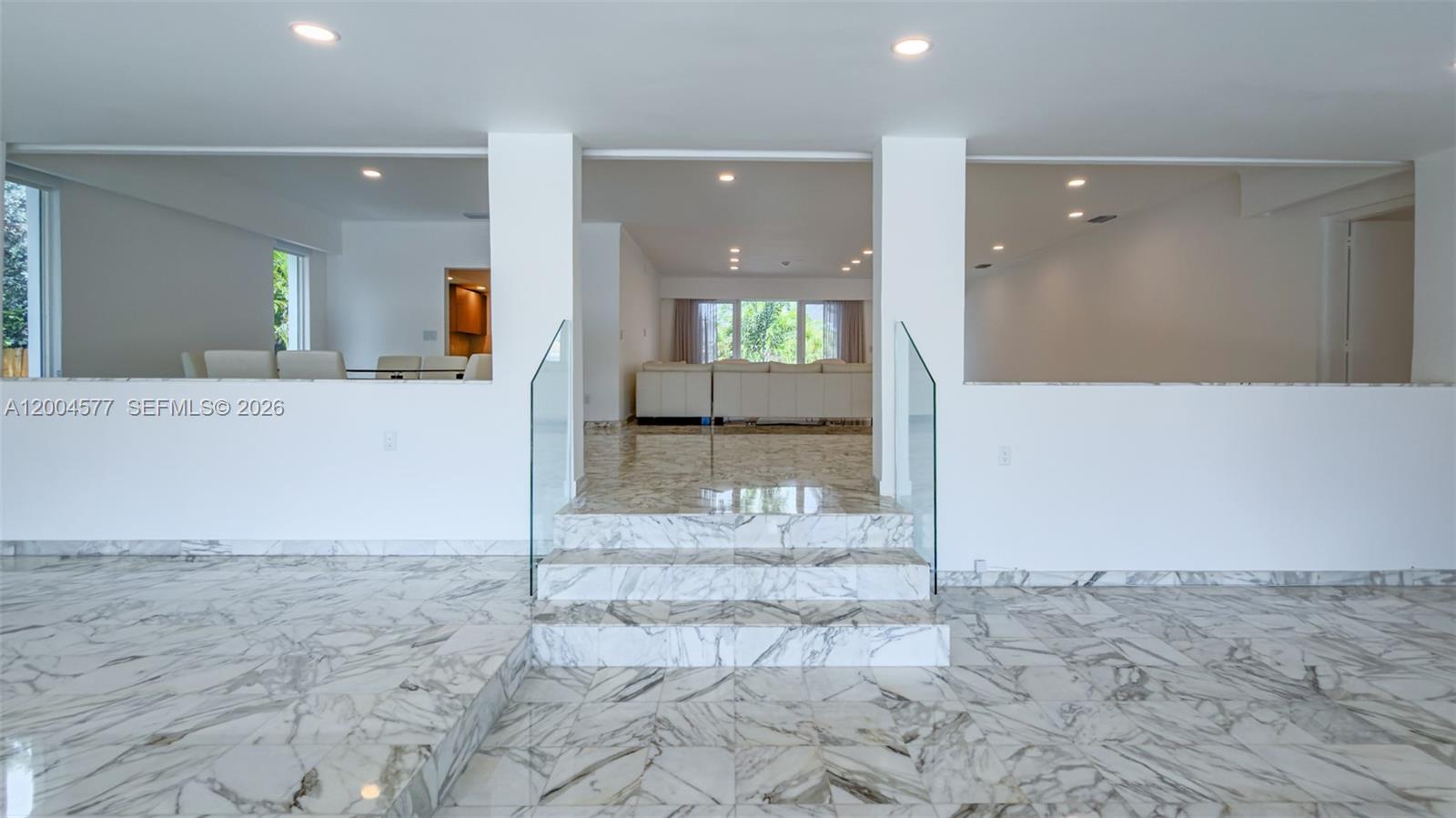 1690 Daytonia Rd, Miami Beach FL 33141