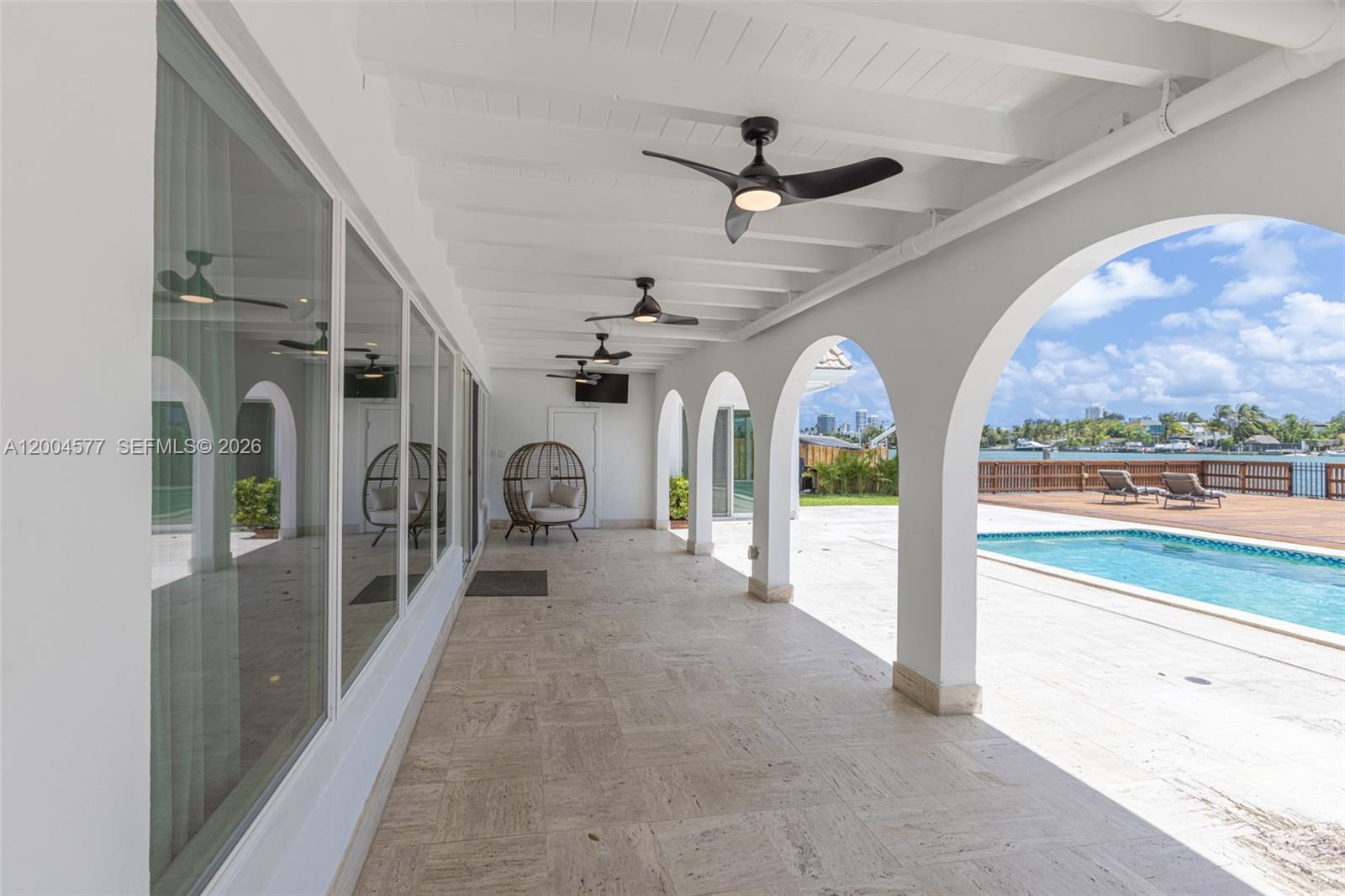 1690 Daytonia Rd, Miami Beach FL 33141